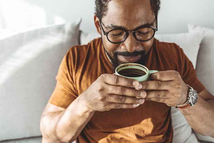 5 Überraschende Möglichkeiten, wie Ihre morgendliche Tasse Kaffee Ihre Gesundheit steigert, heißt es in Experten Ihre Gesundheit