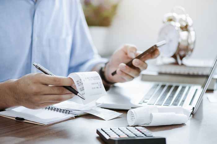 Według ekspertów finansowych 5 ostrzeżeń o korzystaniu z bezpłatnych plików IRS dla podatków