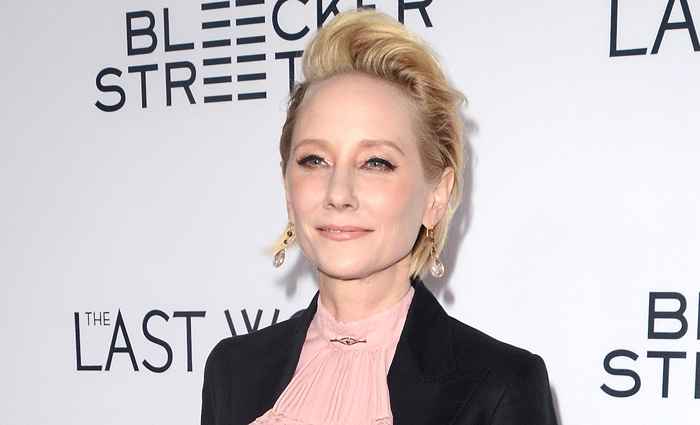 Anne Heche è stato detto dal regista di tacere sulla sua sessualità, dice New Memoir