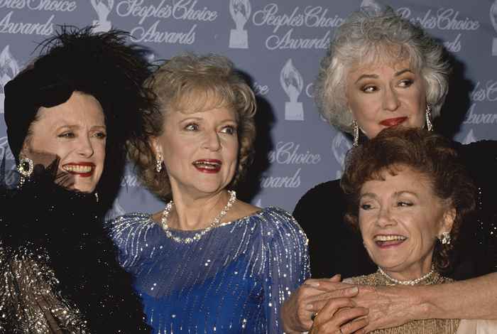 Bea Arthur llamó a Betty White un nombre vulgar por ser muy cruel, reclamos nuevos de libros