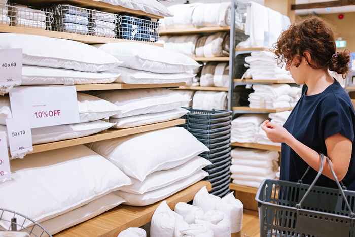 Les magasins à domicile bien-aimés, y compris les logements, sont des emplacements de fermeture, à partir de vendredi