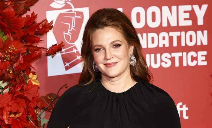 Drew Barrymore revela como ficou sóbria depois de entorpecer a dor de seu divórcio