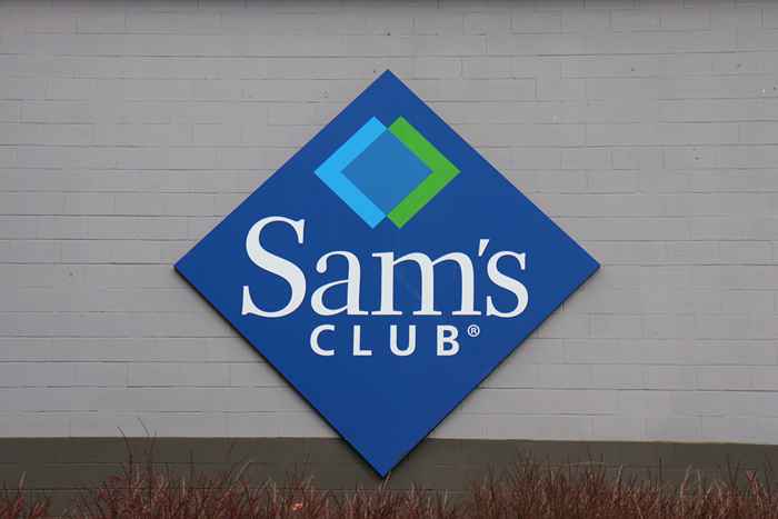 I negozi di alimentari, incluso Sam's Club, stanno chiudendo le sedi, a partire da ora