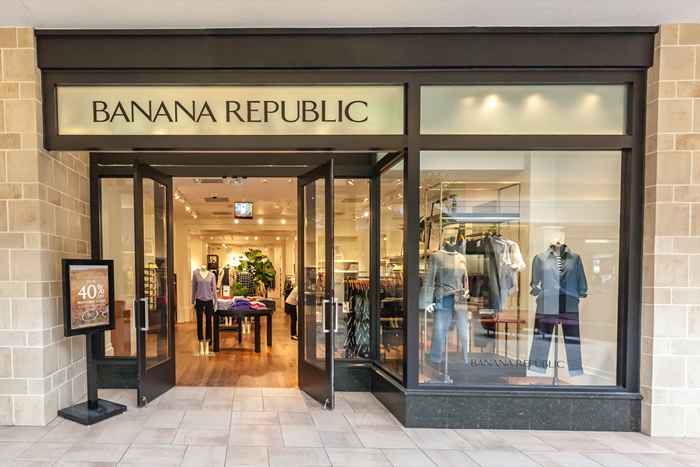 Les chaînes haut de gamme, y compris Banana Republic, ferment des magasins, à partir de janvier. 18