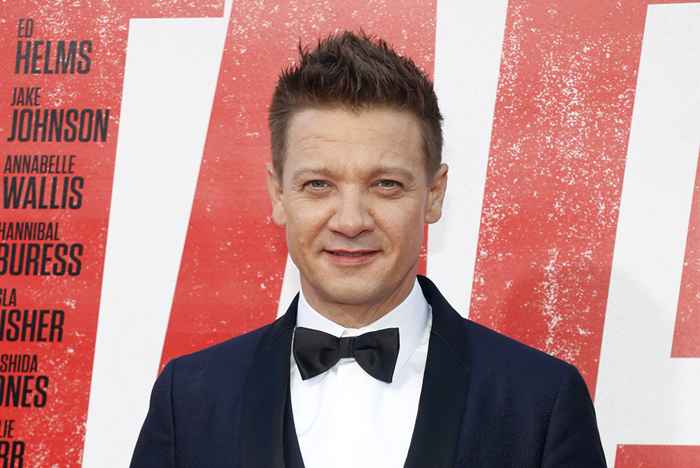 La hermana de Jeremy Renner da una nueva actualización sobre su recuperación después de un accidente traumático