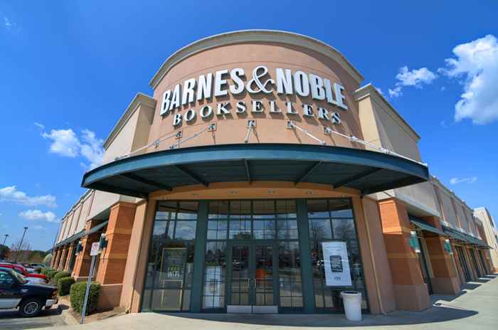 Beliebte Buchhandlungen, einschließlich Barnes & Noble, schließen ab Februar die Standorte. 11