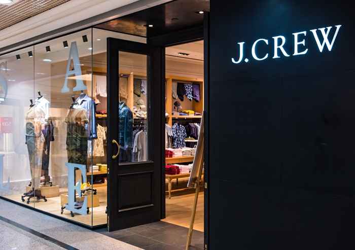 Beliebte Bekleidungsketten, einschließlich J.Crew schließt die Geschäfte ab Januar. 22