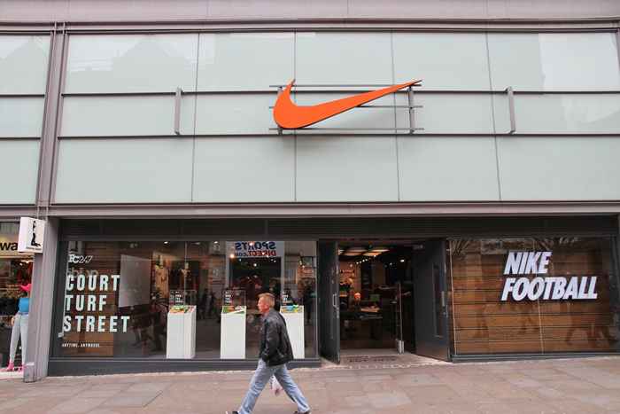 Les détaillants sportifs populaires, dont Nike, ferment des magasins, à partir de vendredi