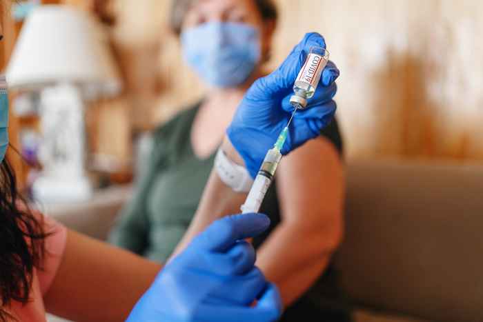 Les chercheurs disent qu'un vaccin contre la démence pourrait être à l'horizon