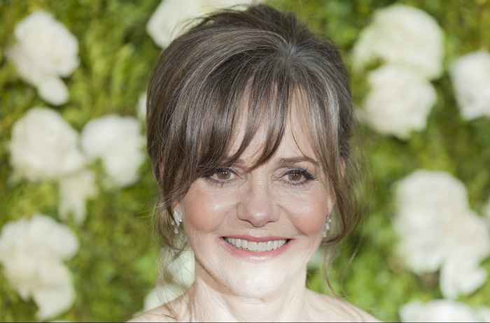 Sally Field sier at denne medstjernen var hennes verste kyss på skjermen mye sikling