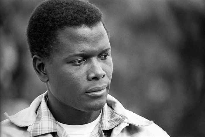 Sidney Poitier ha rotto la sua promessa di lasciare sua moglie per Diahann Carroll