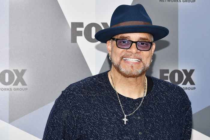 La familia de Sinbad revela detalles desgarradores sobre el golpe que lo dejó en coma