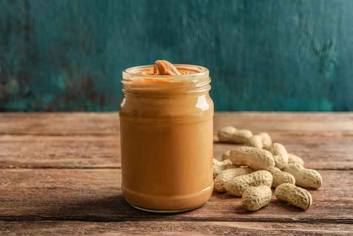 A TSA diz que a manteiga de amendoim é um líquido junto com esses 5 itens surpreendentes