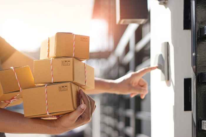 USPS, FedEx og UPS har presserende nye fraktfrister for kunder