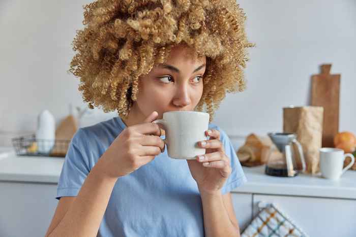 Hva som skjer med kroppen din når du slutter å drikke kaffe i en måned, sier legene