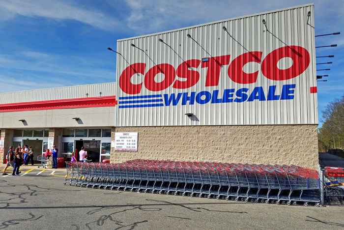 Por qué Costco hace que sea tan difícil encontrar productos en las tiendas, los empleados revelan