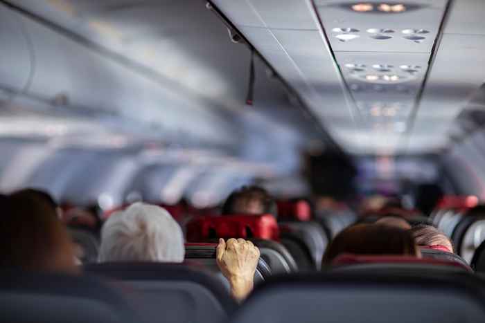Por qué la turbulencia severa se está volviendo más común en los vuelos