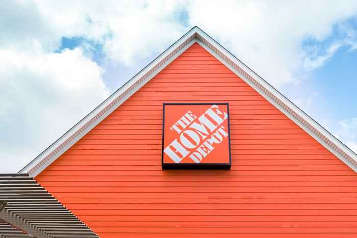 Puede ahorrar un 50 por ciento en los suministros de jardín de Home Depot este hack fácil