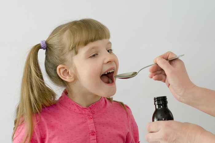 6 médicaments communs de l'enfance nous manquons secrètement de prise