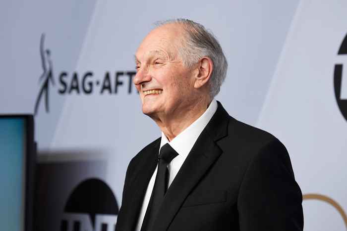 Alan Alda dice que este es el mayor desafío desde el diagnóstico de su Parkinson