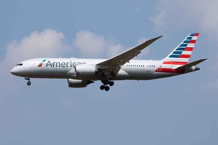 American Airlines schneidet hier ab nächsten Monat Hunderte von Flügen