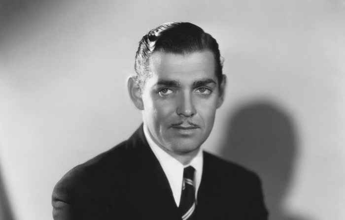 Clark Gable était beau mais stupide, a dit une autre vieille star d'Hollywood