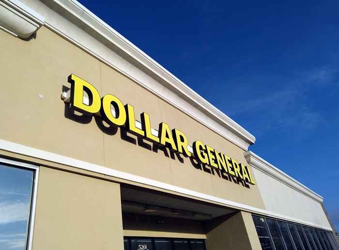 Dollar General está siendo demandado por hacer esto a los compradores espantosos de comportamiento