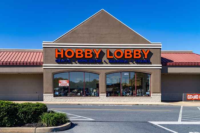 Hobby Lobby und Jo-Ann Fabrics sind dafür unter Beschusseln, dies den Käufern zu tun