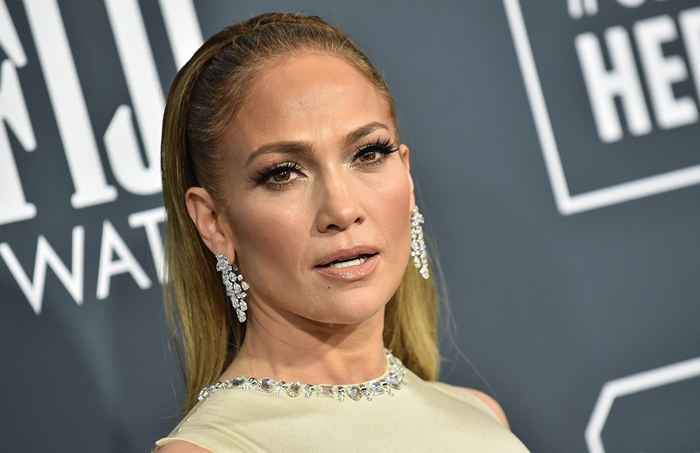 Jennifer Lopez wycięli tancerzy za to, że jest ten znak zodiaku, twierdzi Glee Star