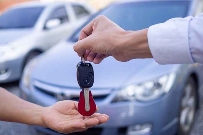 Nunca alugue um carro sem fazer isso primeiro, dizem os especialistas