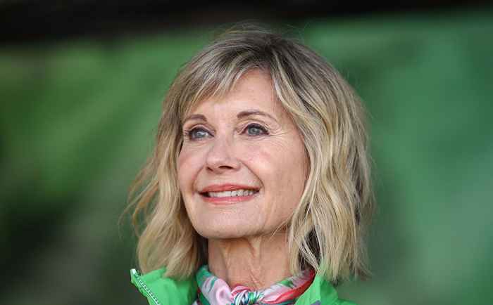 Olivia Newton-John a déplacé le survivant du cancer Hoda Kotb aux larmes avec cette question simple