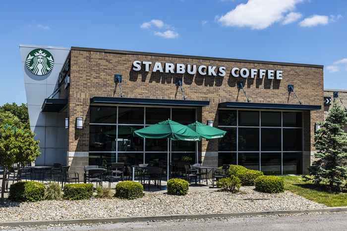 Die Gönner drohen, Starbucks-hierher zu boykottieren, warum