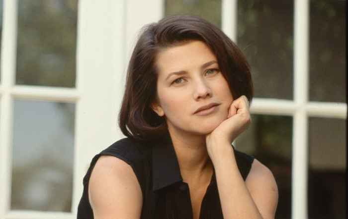 Vedi Melrose Place Star Daphne Zuniga ora a 59