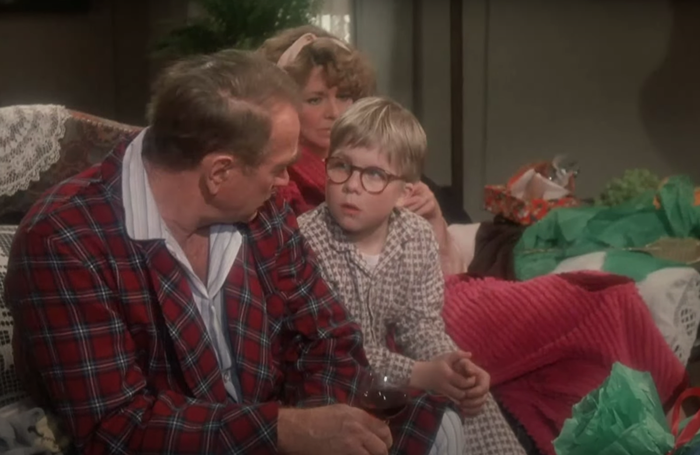 Ver Peter Billingsley, 51, regresa como Ralphie en un trailer de secuela de la historia de Navidad