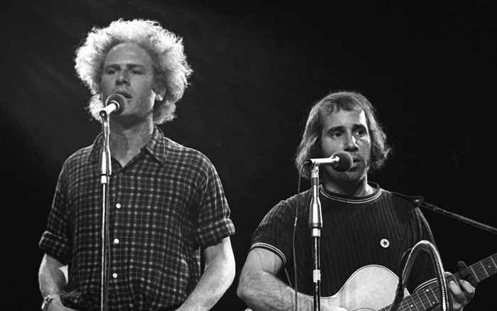 Ver Simon y Garfunkel ahora, en 81 y 80