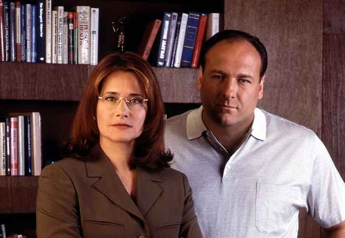 Ha giocato al dott. Melfi sui soprani. Vedi Lorraine Bracco ora a 67.