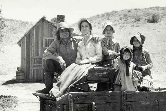 Elle a joué Ma sur Little House sur la prairie. Voir Karen Grassle maintenant à 80 ans.