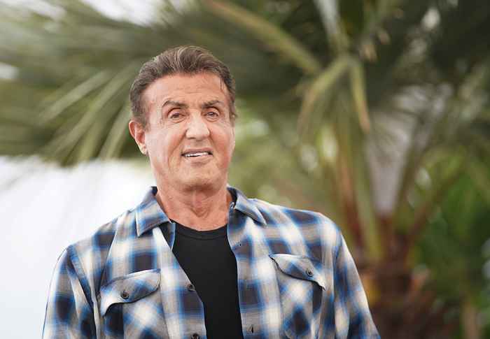 Sylvester Stallone smeller Rocky medstjerne for å gå bak ryggen