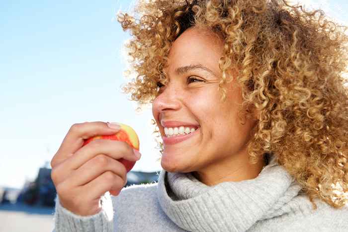 Il frutto che dovresti mangiare, in base al tuo segno zodiacale