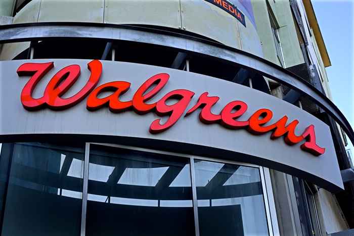 Walgreens og CV -er lukker enda flere lokasjoner, og starter mandag