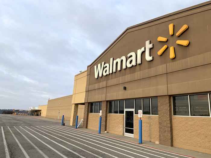 O Walmart está fechando temporariamente centenas de lojas agora