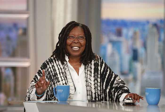 Whoopi Goldberg acabou de dar essa resposta brutalmente honesta sobre Meghan McCain