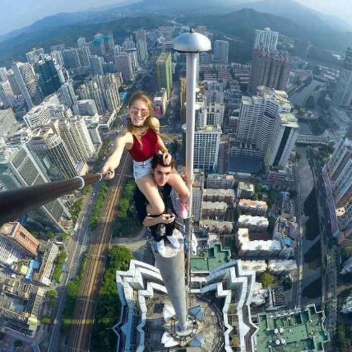 29 cosas más locas que la gente ha hecho por selfies