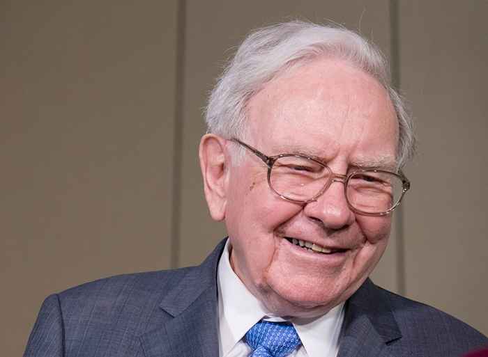 Her er Warren Buffetts kontroversielle lykke tro