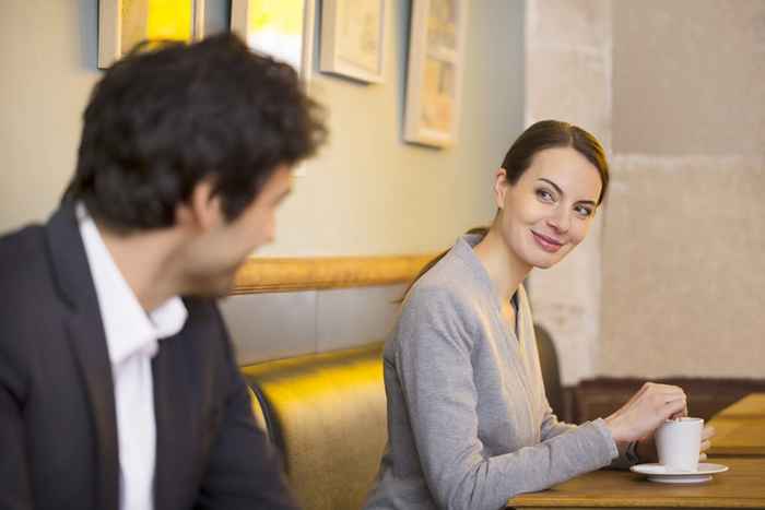 Voici pourquoi les femmes sont attirées par les hommes carrés