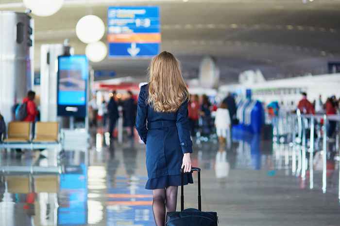 9 Secret Travel Hacks Flight Assistanti Utilizzano sempre