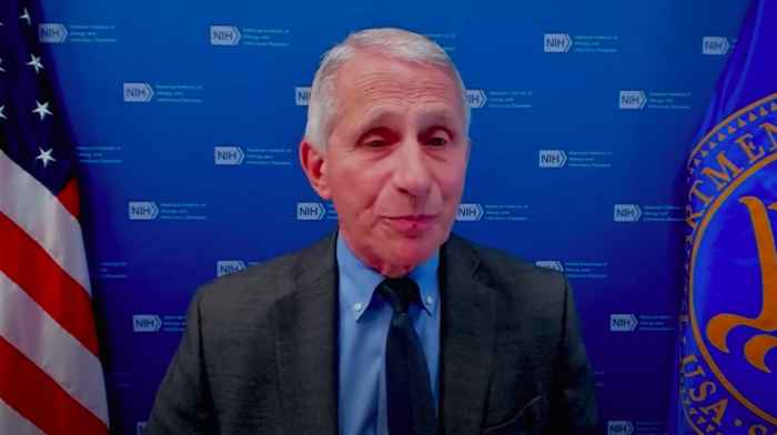 Dr. Fauci vient de donner cela concernant un nouvel avertissement à quiconque a eu une covide