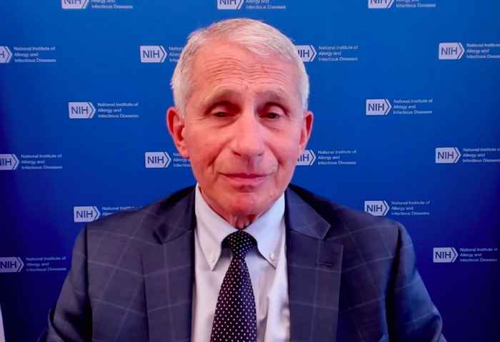 Dr. Fauci avertit toutes les personnes vaccinées pour s'assurer de le faire maintenant