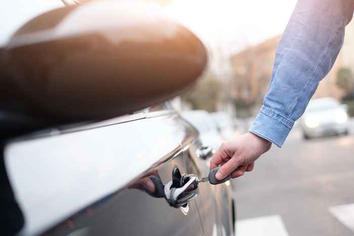 Wenn Sie eines dieser Autos haben, parken Sie jetzt nicht in Ihrer Garage, warnen die Macher