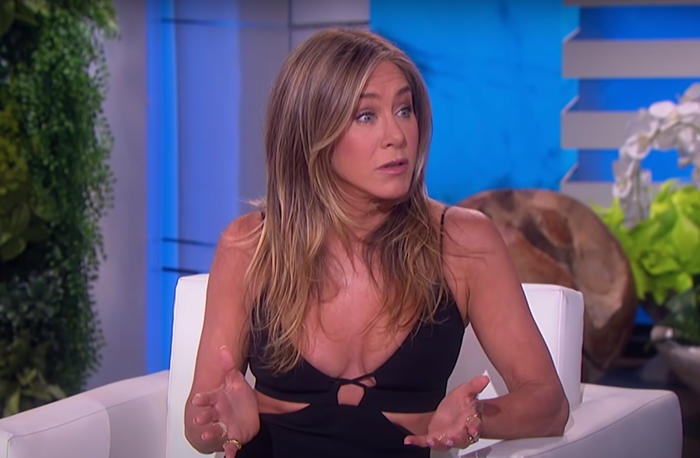 Jennifer Aniston acabou de fazer um comentário raro sobre seu divórcio de Brad Pitt